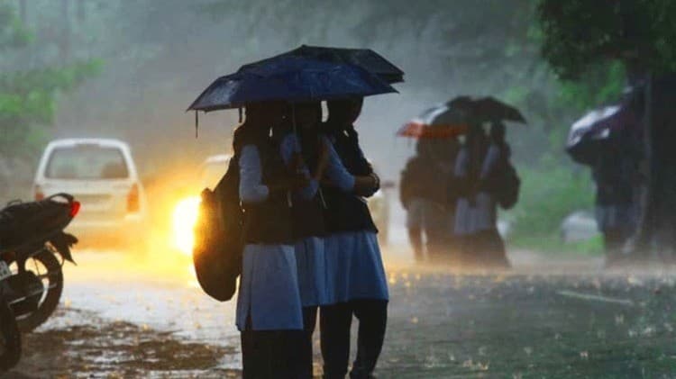 கன்னியாகுமரி மாவட்டத்தில் பள்ளிகளுக்கு இன்று விடுமுறை