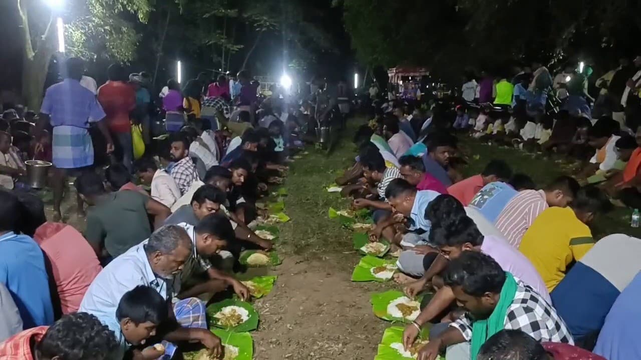 சடையாண்டி கோவிலில் ஆண்கள் மட்டுமே பங்கேற்ற விழா.. ஏராளமான ஆடுகள் பலியிடப்பட்டு கறி விருந்து படைப்பு