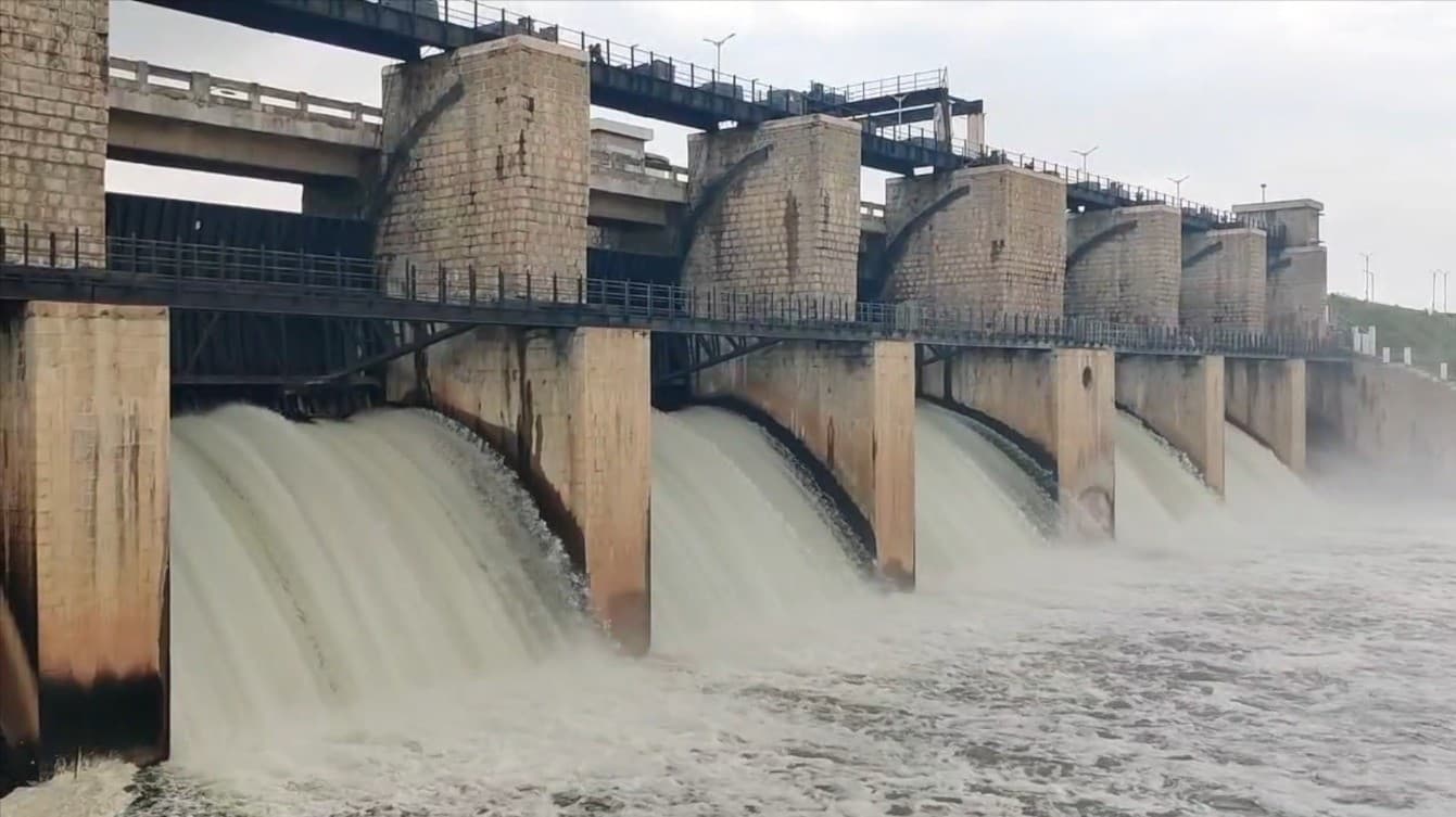 ஓசூர் கெலவரப்பள்ளி அணைக்கு நீர்வரத்து 1,124 கன அடியாக அதிகரிப்பு..!