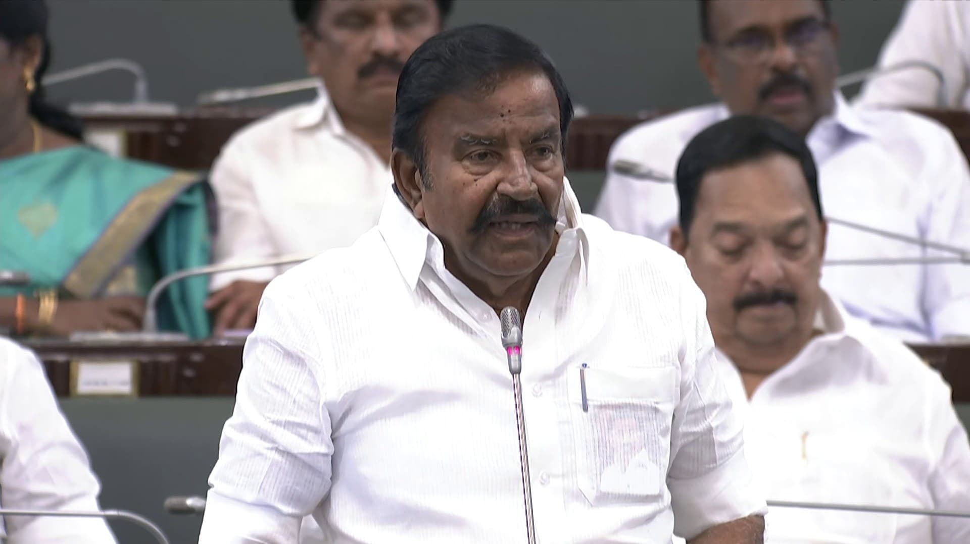 மத்திய அரசின் நிர்ப்பந்தத்தால் மட்டுமே சொத்துவரி உயர்த்தப்பட்டது - அமைச்சர் கே.என்.நேரு