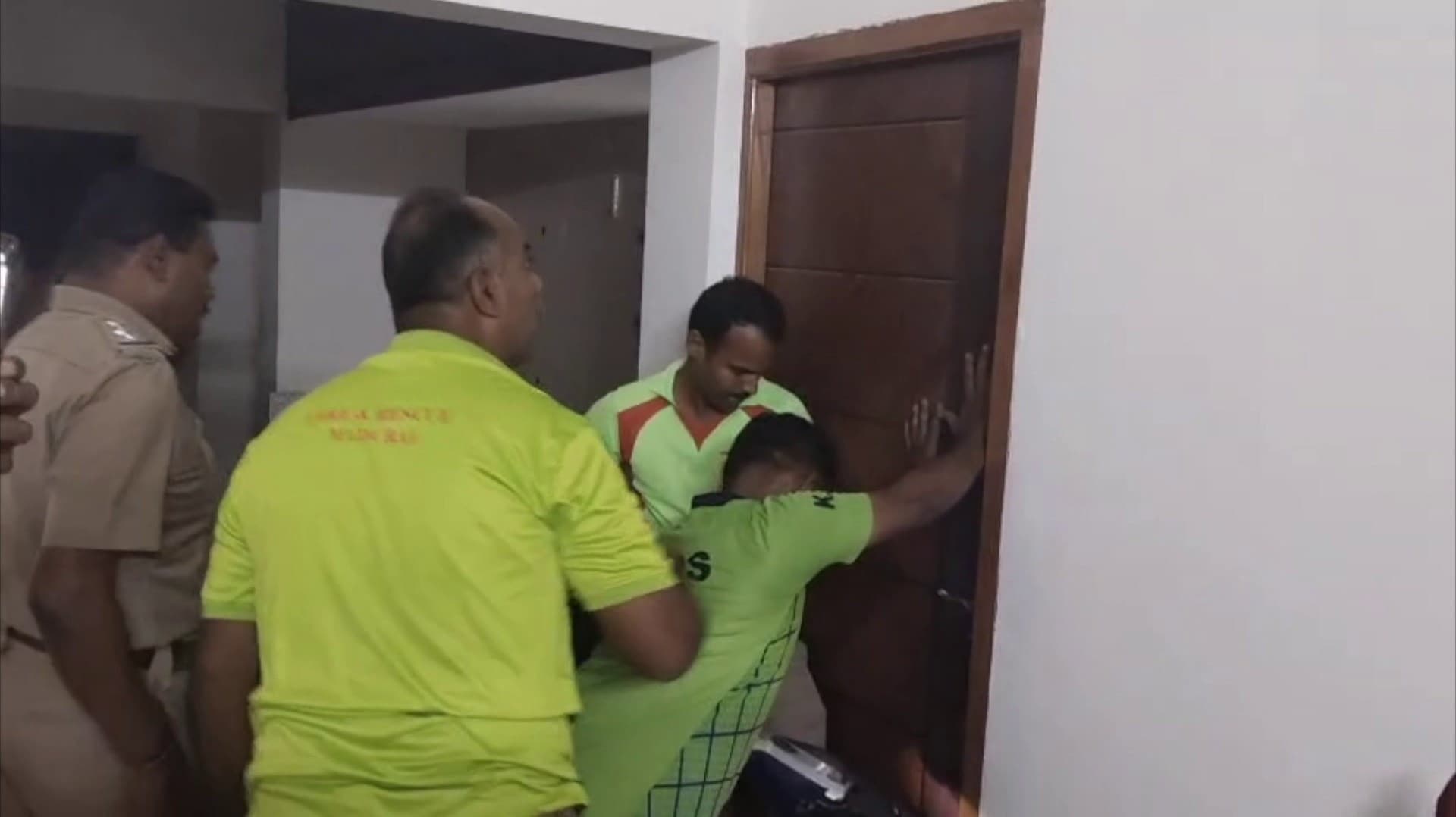 குடும்பத் தகராறில் கணவன் செய்த செயல்