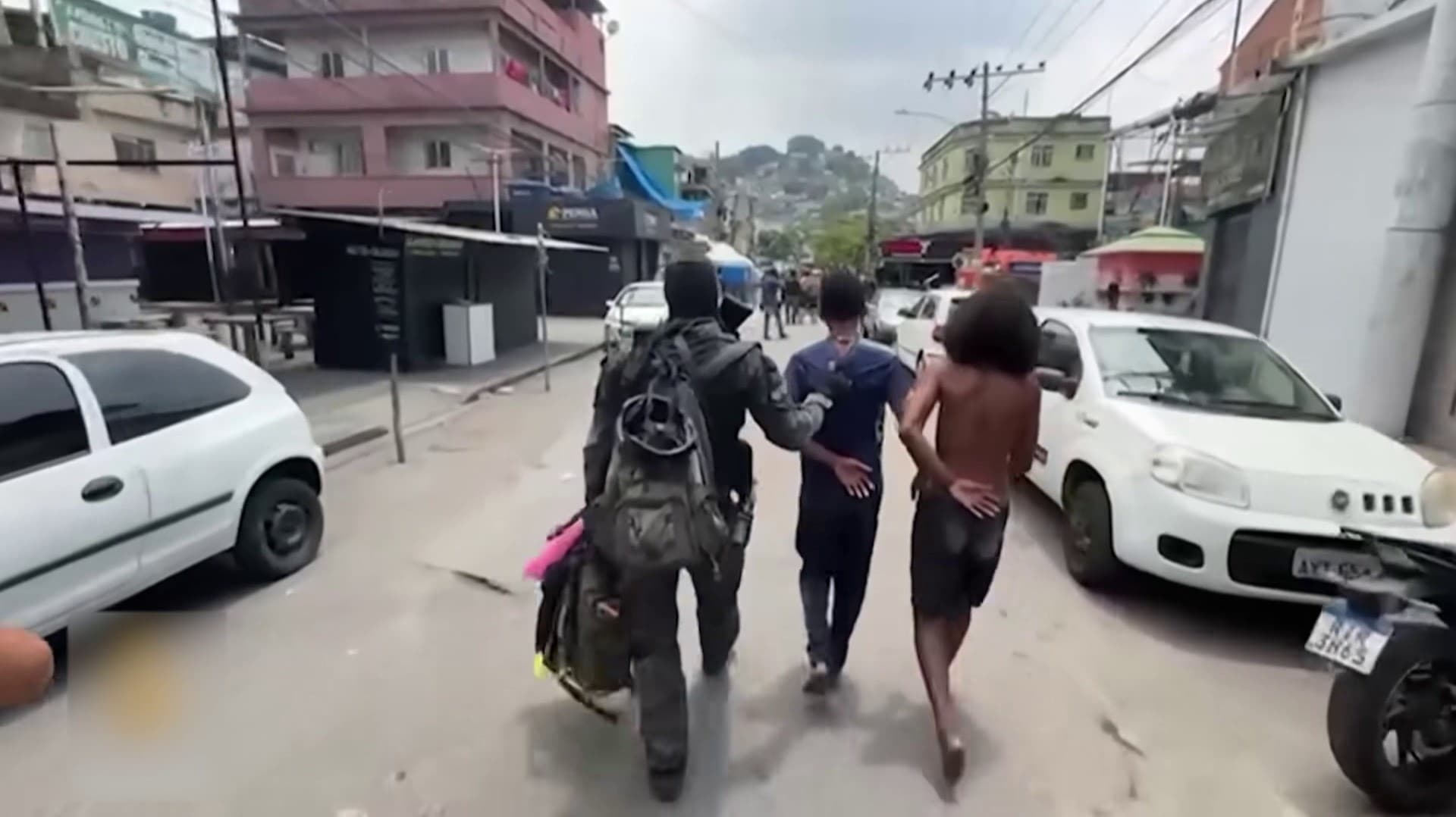 போதைப்பொருள் கும்பலைச் சேர்ந்த 162 பேர் சுட்டுக் கொலை