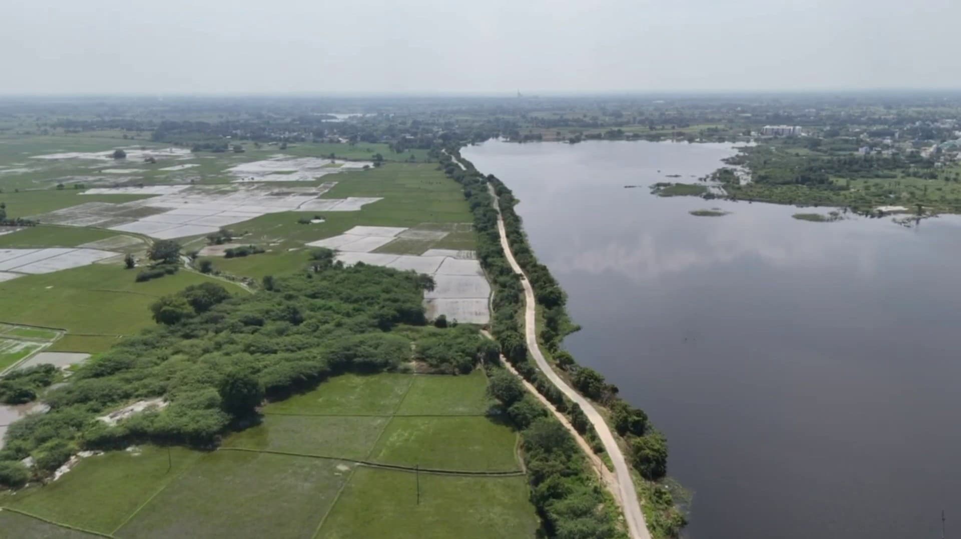 முழு கொள்ளளவை எட்டியது திருக்கோவிலூர் பெரிய ஏரி