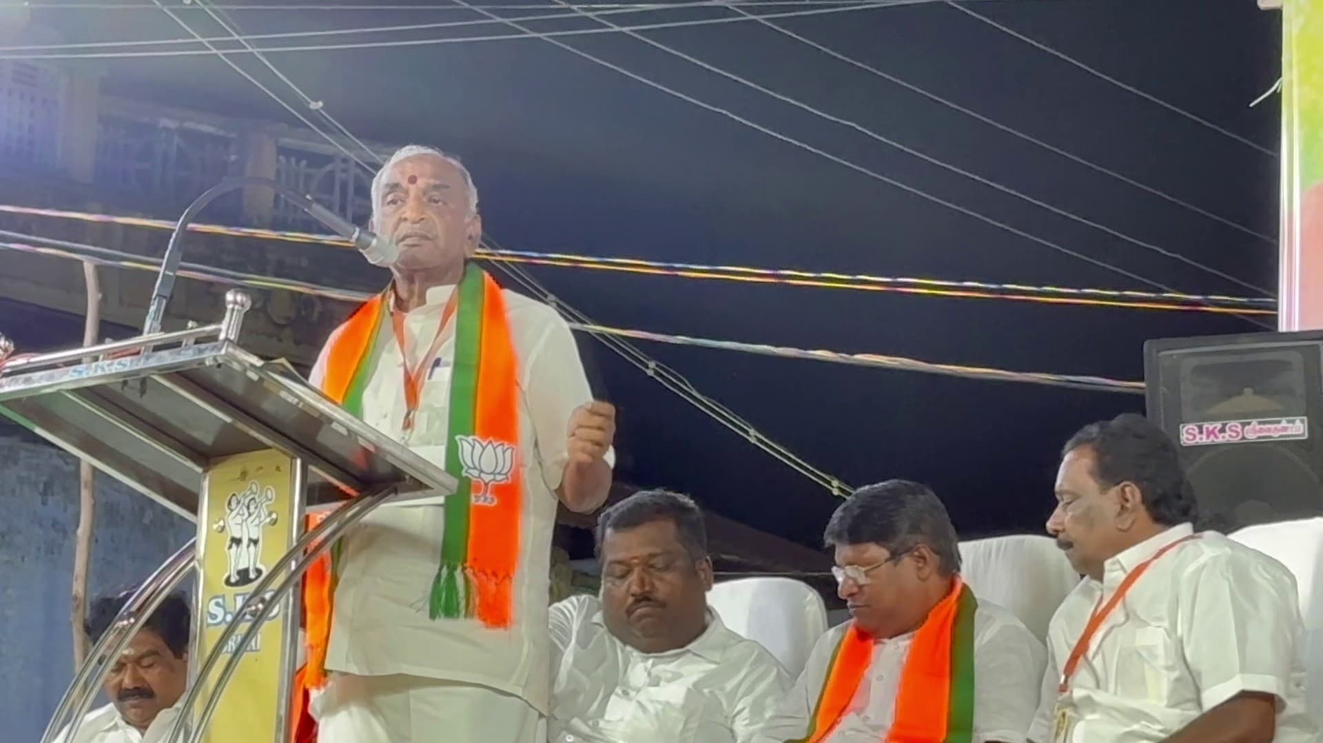 தி.மு.க ஆட்சியில் 208 அரசுப் பள்ளிகள் மூடல் - பொன்.ராதாகிருஷ்ணன்