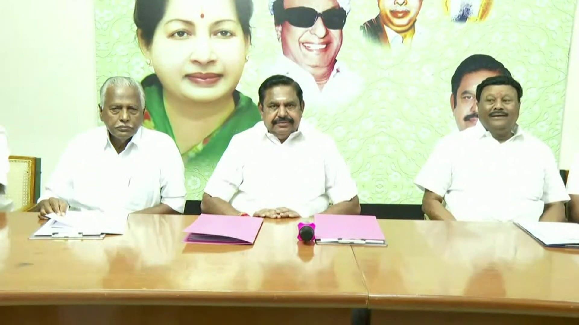 மா.செக்கள் மீது இ.பி.எஸ்ஸிடம் ஐ.டி விங்க் புகாரளித்ததாக தகவல்