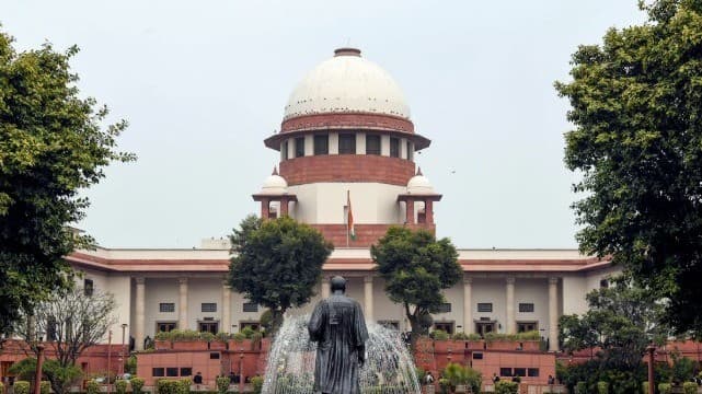 மேகதாது அணை விவகாரம் - மத்திய அரசுக்கு உச்சநீதிமன்றம் உத்தரவு