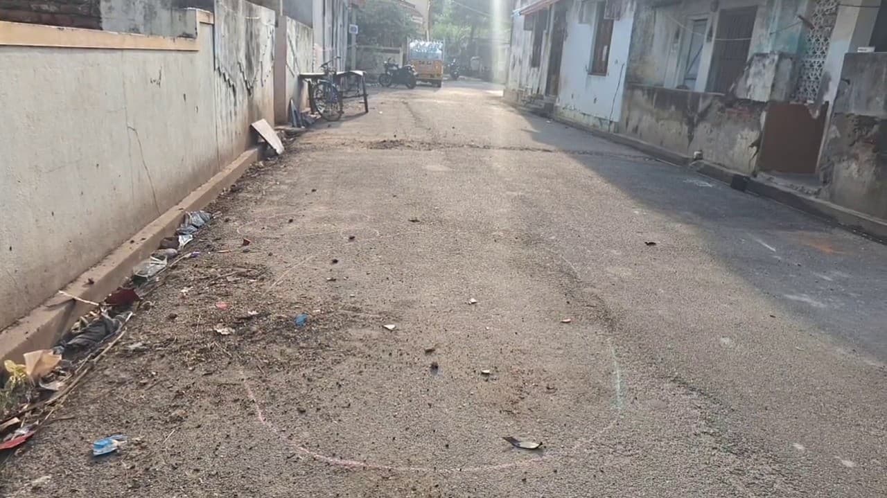 போதையில் கெத்து காட்டுவதில் மூண்ட தகராறு மோதலாக மாறி கொலையில் முடிவு