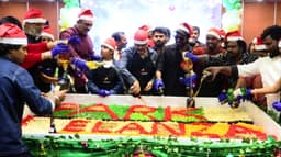 150 கிலோ பாதாம், முந்திரி, திராட்சையில் கேக் தயாரிப்பு பணி