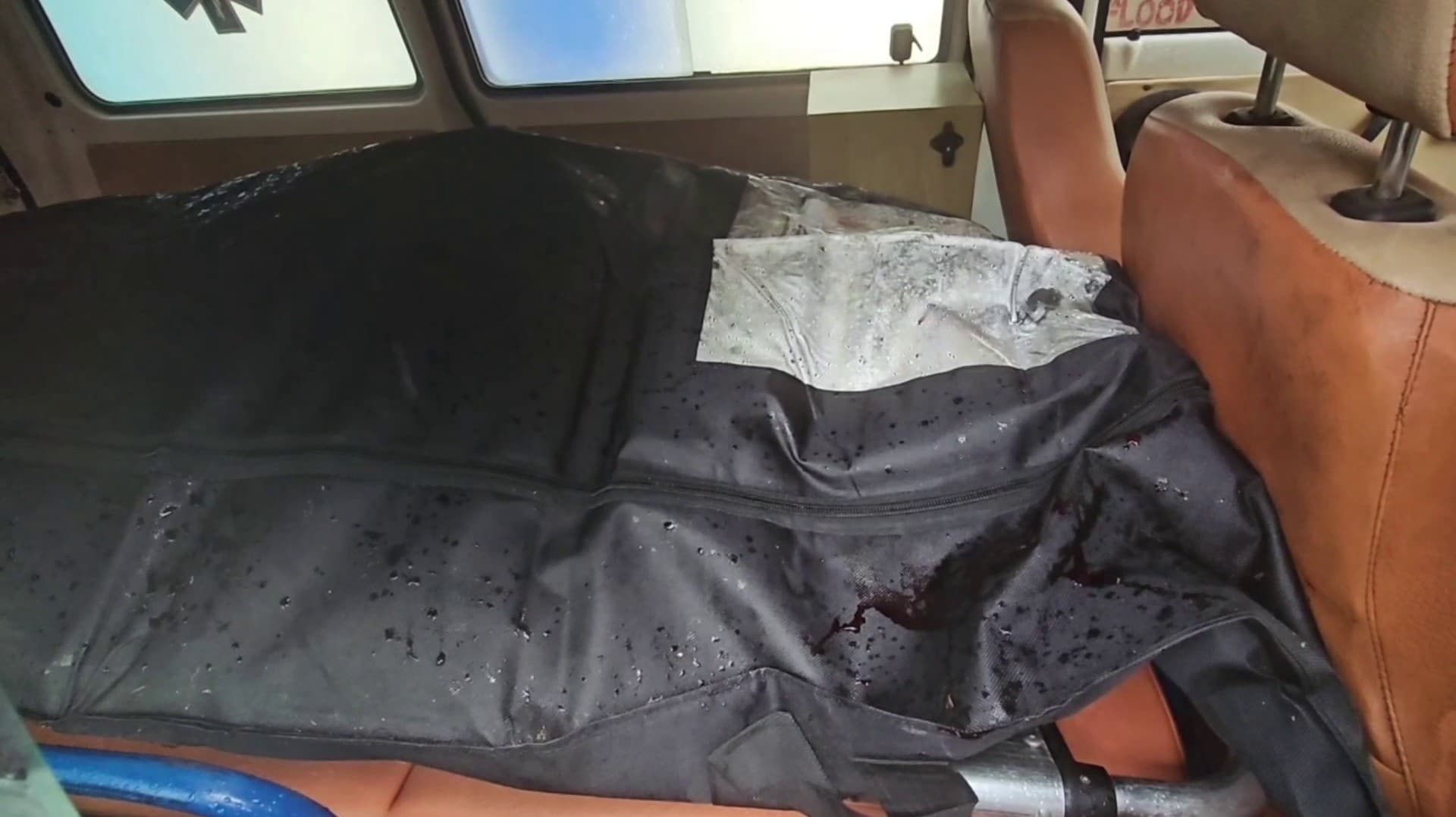 கொசு வலையை காயவைக்க முற்பட்டபோது மின்சாரம் தாக்கி ஒருவர் பலி