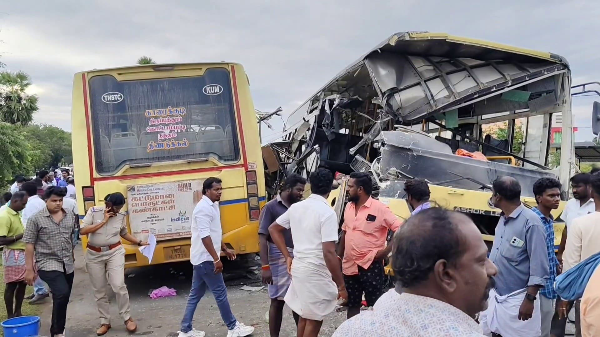 திருப்பத்தூர் அருகே இரு அரசு பேருந்துகள் மோதிய விபத்தில் 11 பேர் பலியான சம்பவம்.. ஓட்டுநர் மீது 3  பிரிவுகளில் கீழ் வழக்குப்பதிவு