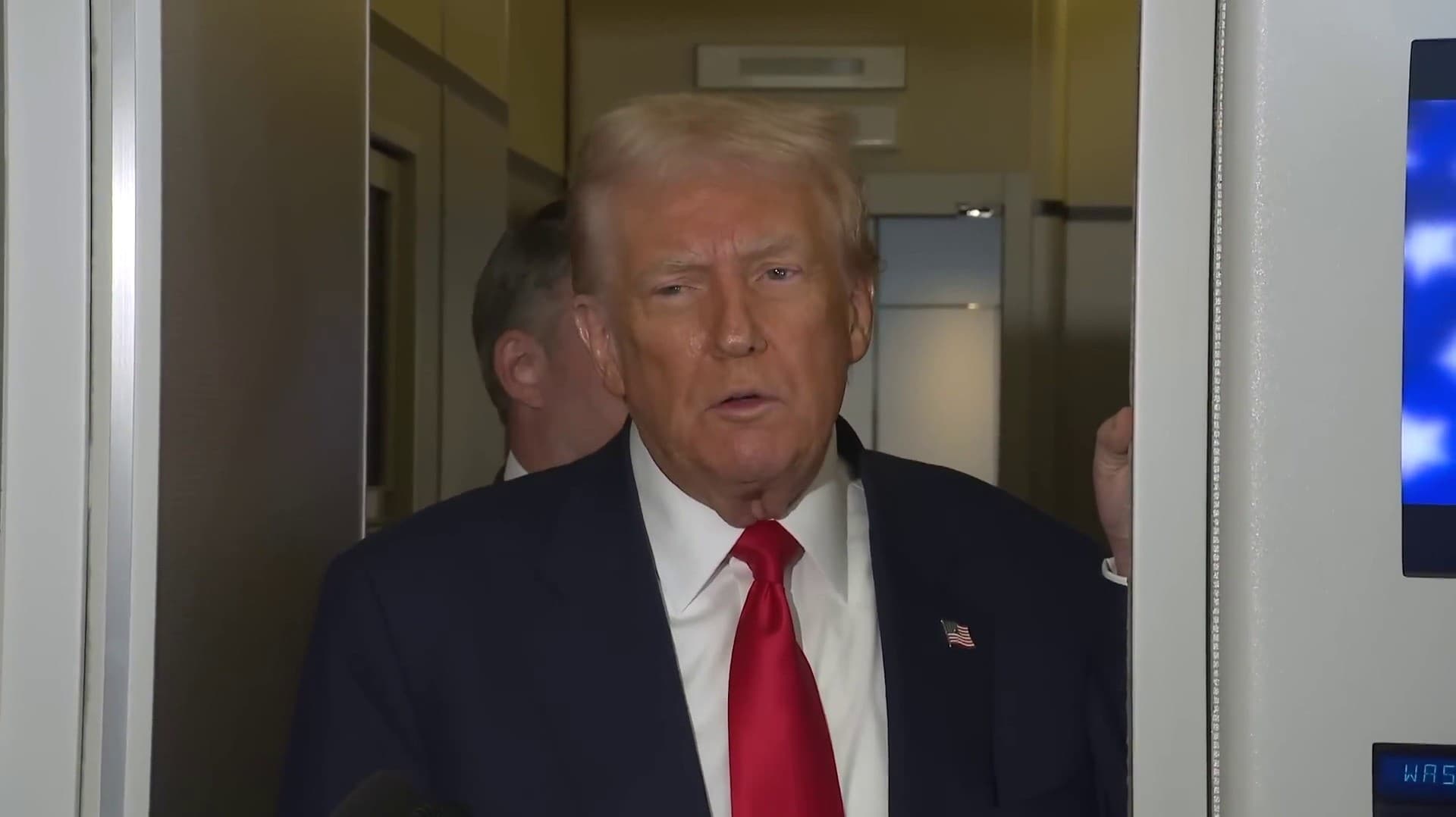 எம்ஆர்ஐ பரிசோதனையில் அதிபர் டிரம்ப் உடல்நிலை சீராக உள்ளது: வெள்ளை மாளிகை