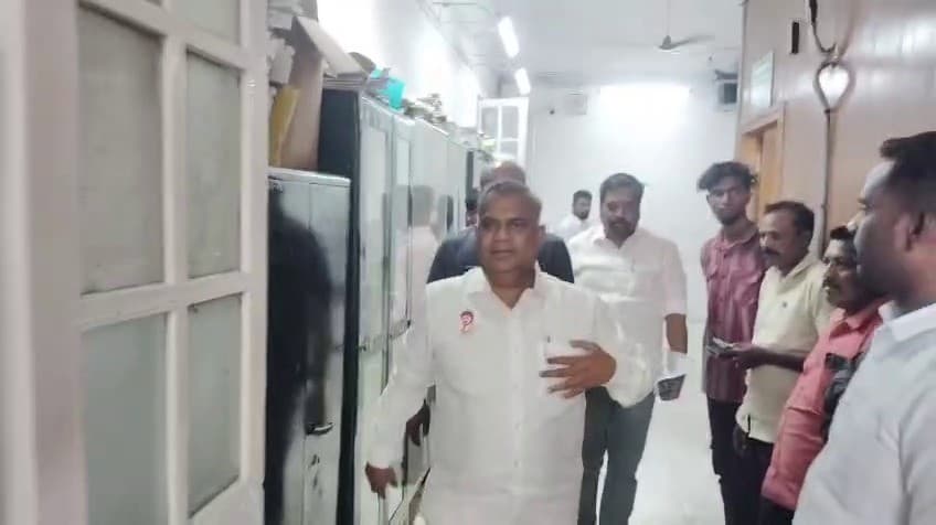 டிச.9ம் தேதி மக்கள் சந்திப்பு நிகழ்ச்சி.. அனுமதி கடிதத்தை பெற்றுச் சென்ற புஸ்ஸி ஆனந்த்