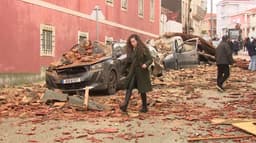 மணிக்கு 150 கி.மீ. வேகத்தில் வீசிய சூறைக்காற்று - 3 பேர் பலி