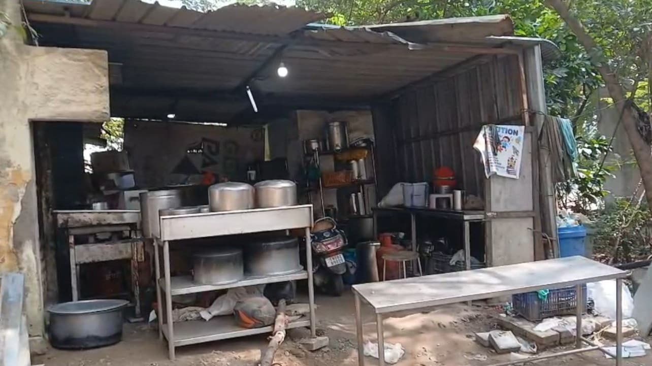 அரசுக் கல்லூரி உணவகத்தில் பணியாற்றிய பெண்ணுக்கு பாலியல் வன்கொடுமை - 3 பேர் கைது