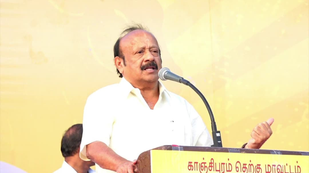 இந்தி படிச்சா பானிபூரிதான் விற்கனும்... அமைச்சர் சொல்கிறார்..!