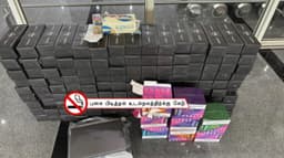 கோவை விமான நிலையத்தில் 895 இ-சிகரெட்கள் பறிமுதல்