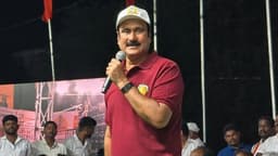 ஒவ்வொருவர் தலையிலும் ரூ.1.27 லட்சம் கடன் சுமை - அன்புமணி