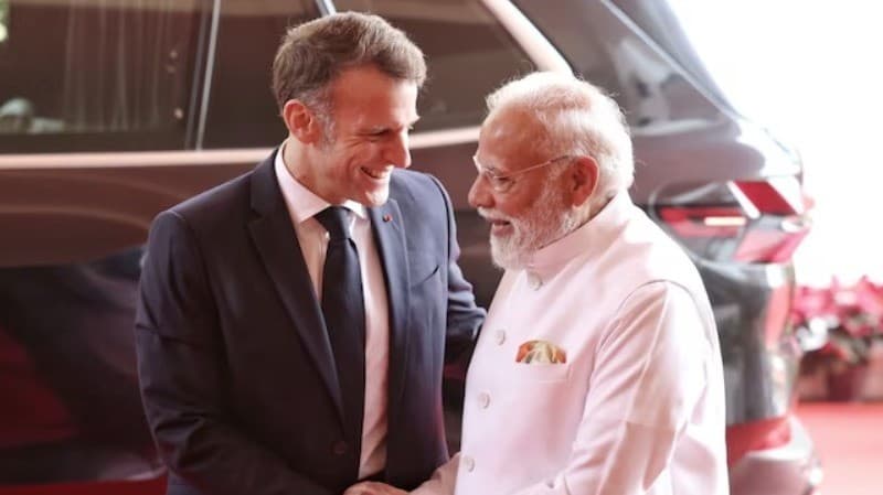 புதிய கண்டுபிடிப்புகளில் இந்தியா முதலிடம்: பிரான்ஸ் அதிபர் பாராட்டு