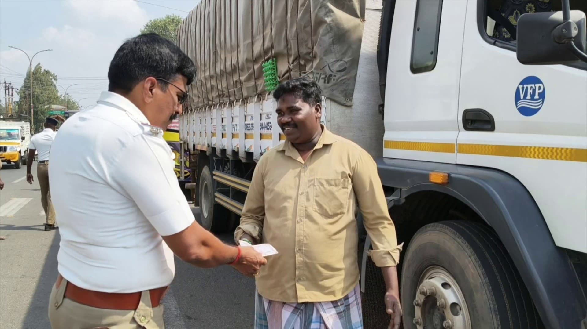 அதிக ஒலி எழுப்பிய ஏர் ஹாரன்கள் பறிமுதல்