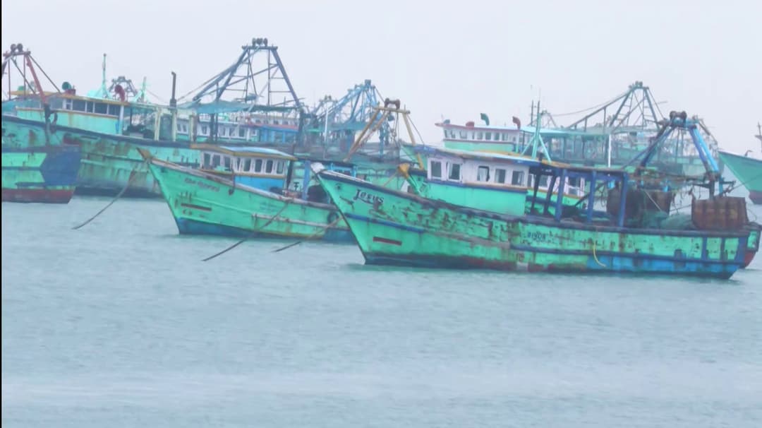 ராமேஸ்வரம் விசைப்படகு மீனவர்கள் இன்று ஒருநாள் வேலைநிறுத்தம்