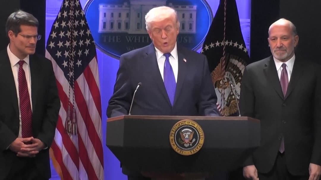 அமெரிக்க அதிபரின் கூடுதல் வரி விதிப்பு - ரத்து செய்தது உச்ச நீதிமன்றம்