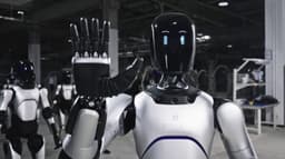 ரோபோ தயாரிப்பில் மும்முரமாக ஈடுபடும் சீன நிறுவனங்கள்