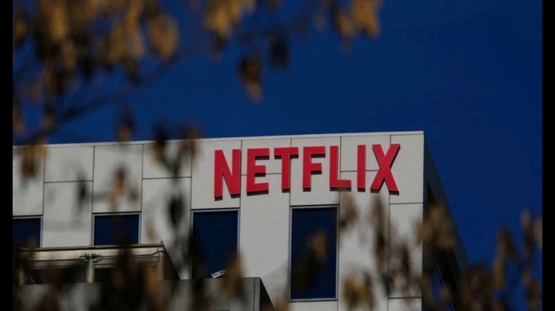 வார்னர் பிரதர்ஸ் டிஸ்கவரி நிறுவனத்தை வாங்கும் முயற்சியிலிருந்து  பின்வாங்கியுள்ளது நெட்ஃபிளிக்ஸ் நிறுவனம்