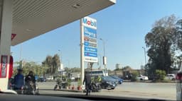 போர் எதிரொலி.. எகிப்து நாட்டில் பெட்ரோல்,டீசல் விலை உயர்வு..!