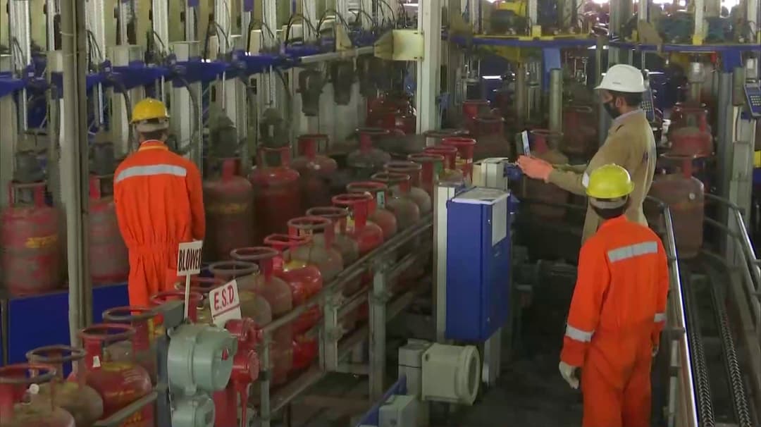 தமிழகத்தில் சமையல் எரிவாயு சிலிண்டருக்கான தட்டுப்பாடு இல்லை -  தமிழக அரசு