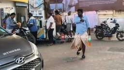 தட்டுப்பாடு என வதந்தி - பெட்ரோல் நிலையத்தில் குவிந்த வாகன ஓட்டிகள்