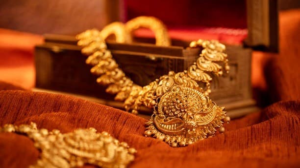 தங்கம் விலை இன்று சவரனுக்கு ரூ.1,200 குறைந்தது