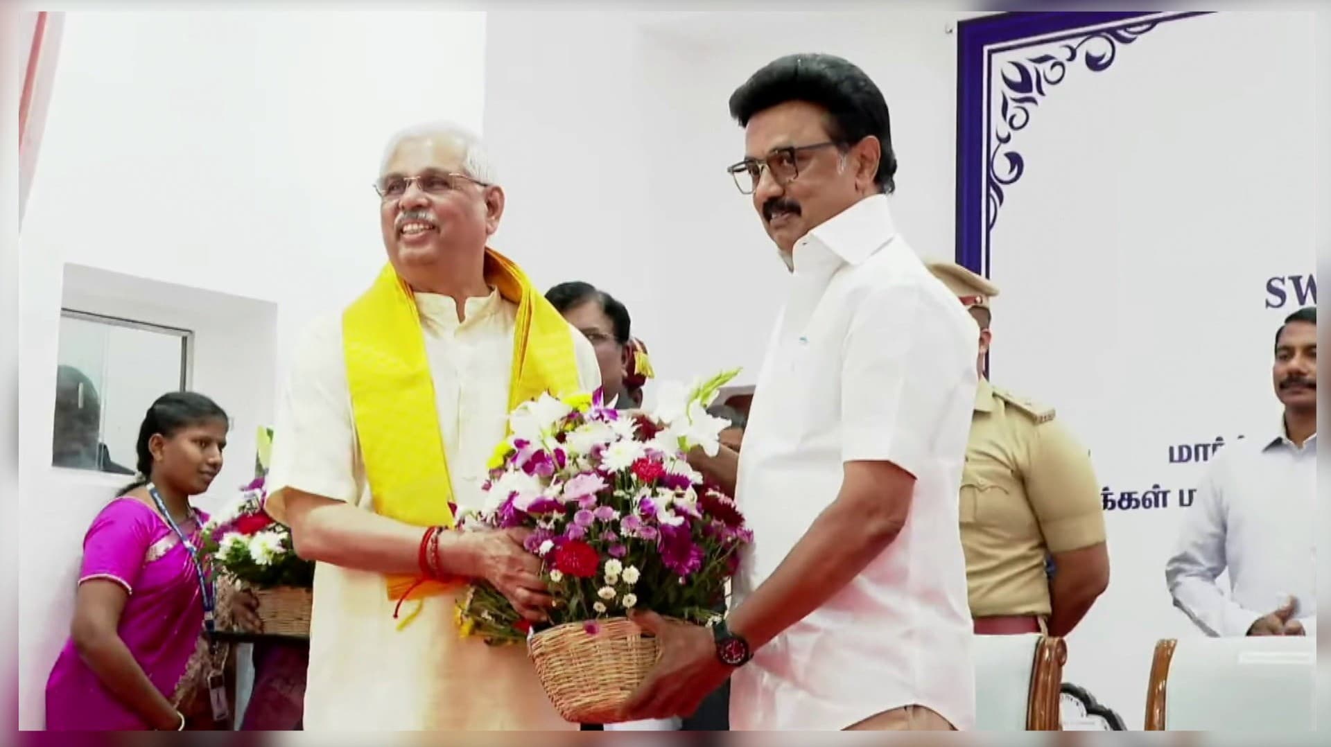 தமிழக பொறுப்பு ஆளுநராக ராஜேந்திர விஸ்வநாத் பொறுப்பு ஏற்பு