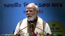 காங். மக்களிடையே பதற்றத்தையும், பீதியையும் ஏற்படுத்துகின்றனர் - பிரதமர்