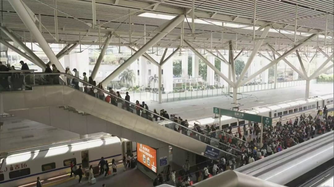 வசந்தகால விழாவை உற்சாகமாக கொண்டாடிய சீனர்கள்.. ரயில்களில் மட்டும் 540 மில்லியன் பேர் பயணமென தகவல்