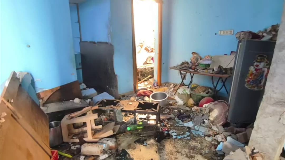 கேஸ் சிலிண்டர் வெடித்து 2 குழந்தைகள் உயிரிழப்பு