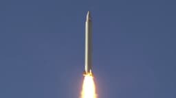 போரில் முதன் முறையாக டேன்சிங் மிசைலை பயன்படுத்திய ஈரான்