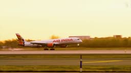 விமானங்களில் குறைந்தது 60 சதவீத இருக்கைகளுக்கு சீட் தேர்வு கட்டணம் கூடாது: டிஜிசிஏ