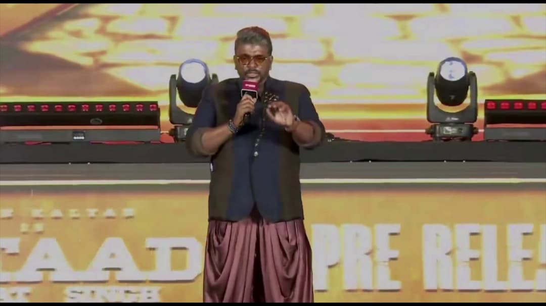 ஐதராபாத்தில் நடந்த தெலுங்கு பட நிகழ்ச்சியில் சாதிப்பெயரைக் குறிப்பிட்டு நடிகர் பார்த்திபன் சர்ச்சைப் பேச்சு